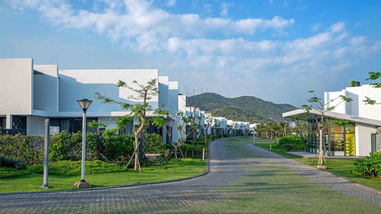 Villas At Oceanami Resort Long Hai Exterior foto