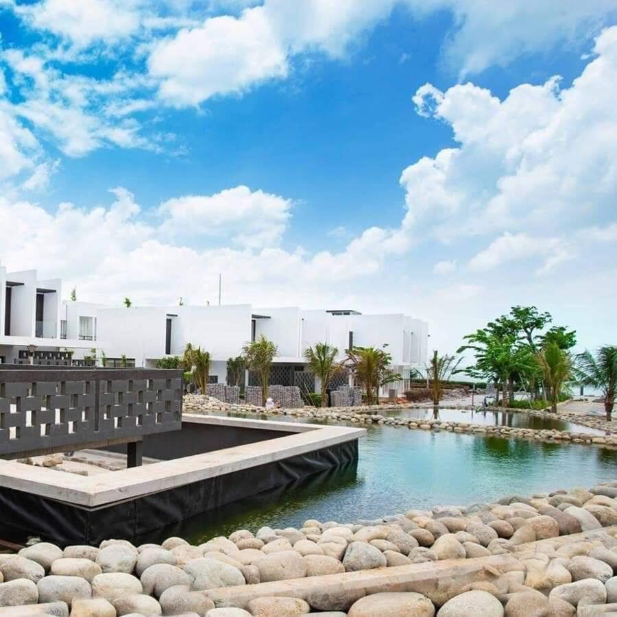 Villas At Oceanami Resort Long Hai Exterior foto